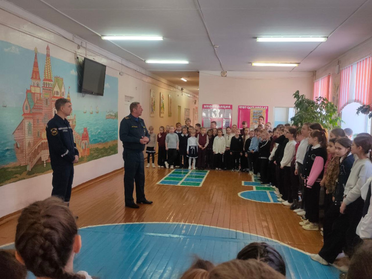 Беседа "Осторожно! Тонкий лед! Основы безопасности детей на водоемах в весенний период ".
