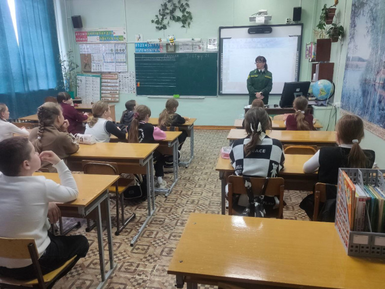 Профилактическая беседа об опасности палов сухой травы.
